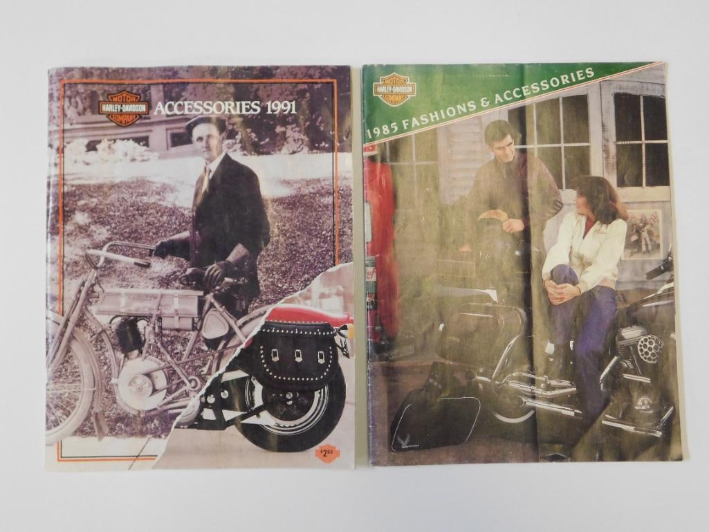 HARLEY-DAVIDSON ACCESSORIES CATALOGS 1991 1985: HARLEY-DAVIDSON ACCESSORIES CATALOGS 1991 1985 - Part of our Discover Gilded Gallery, Crystals and Gems auction at HATMAN'S Auctions! Please see photos for measurements and condition. YES, we have in-