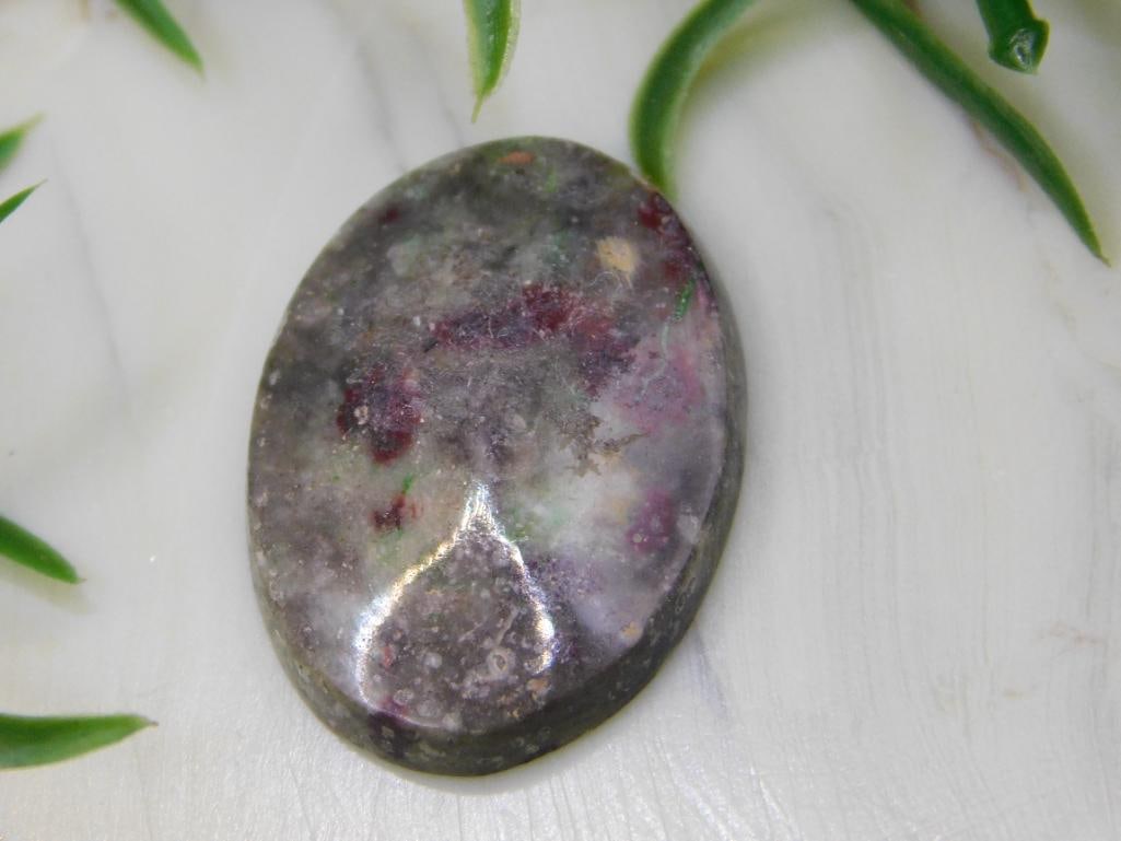 JEWELRY SALE! ROCK STONE LAPIDARY SPECIMEN: JEWELRY SALE! ROCK STONE LAPIDARY SPECIMEN - Part of our Discover Antique Alley, Crystals and Gems auction at HATMAN'S Auctions! Please see photos for measurements and condition. YES, we have in-house