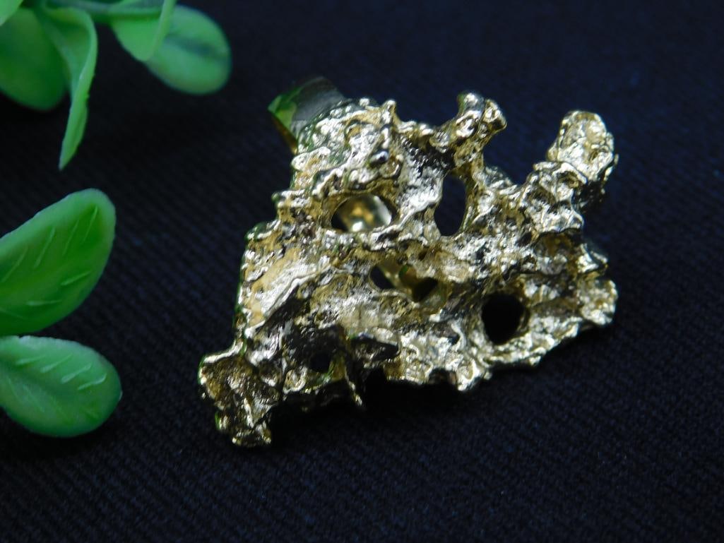 GOLD TONE RING - 2