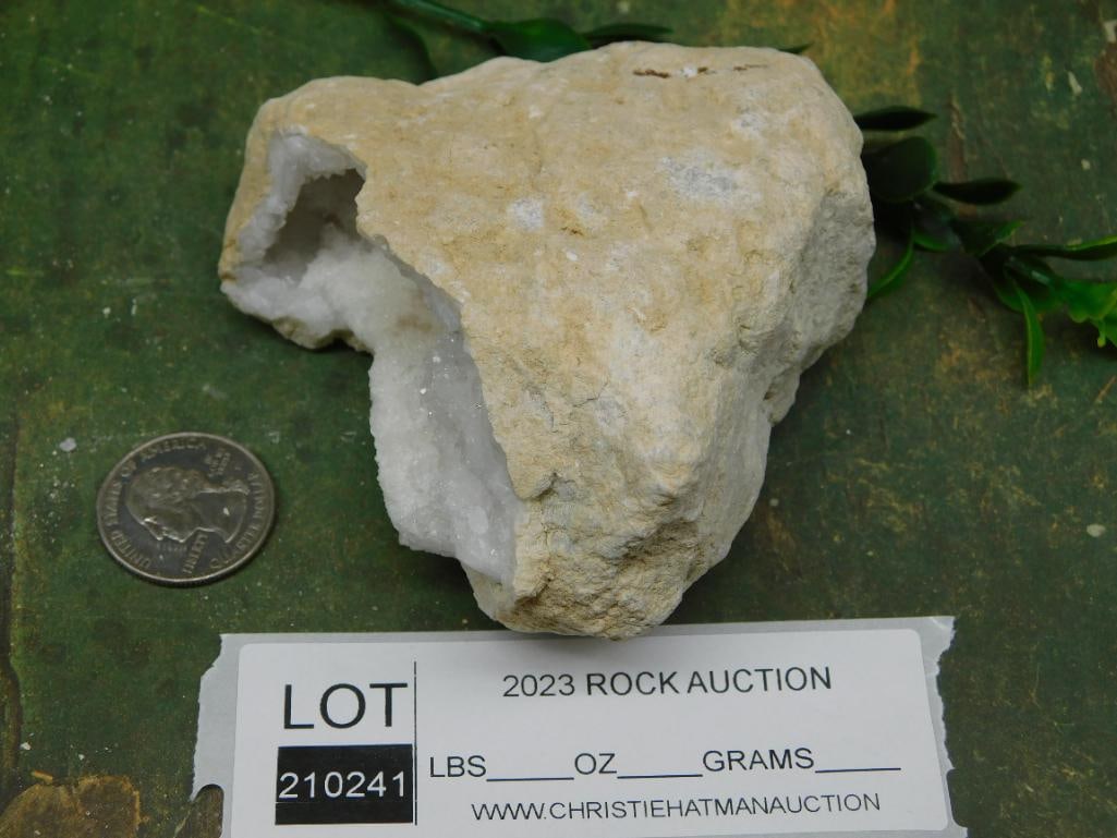 GEODE ROCK STONE LAPIDARY SPECIMEN - 3