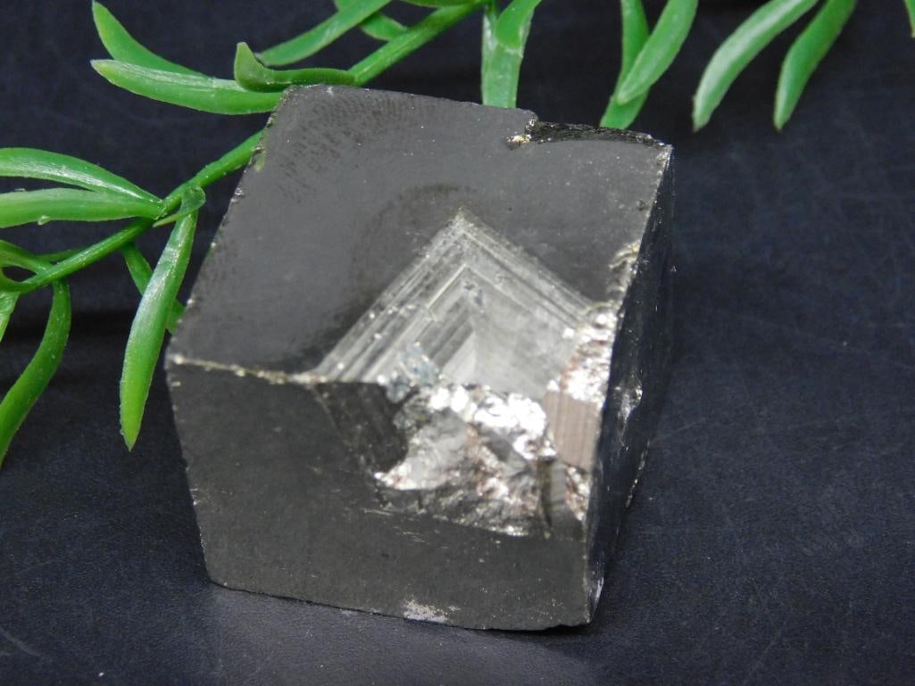 NATURAL FORMATION SPANISH PYRITE CUBE ROCK STONE LAPIDARY SPECIMEN (1 of 2)