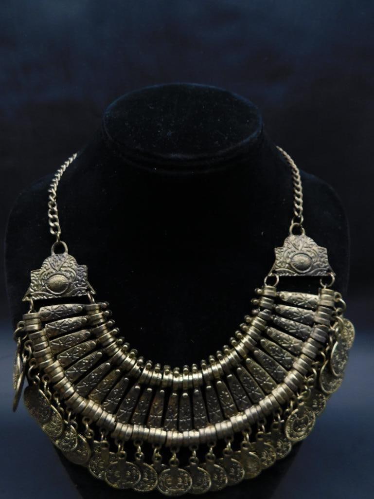COIN AND PLANK NECKLACE: COIN AND PLANK NECKLACE - Part of our Discover Twilight Bazaar, Crystals and Gems auction at HATMAN'S Auctions! Please see photos for measurements and condition. YES, we have in-house shipping! We hav