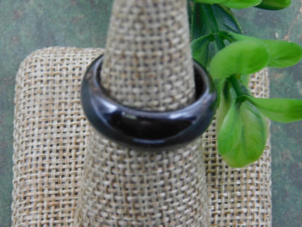 HEMATITE RING ROCK STONE LAPIDARY SPECIMEN: HEMATITE RING ROCK STONE LAPIDARY SPECIMEN