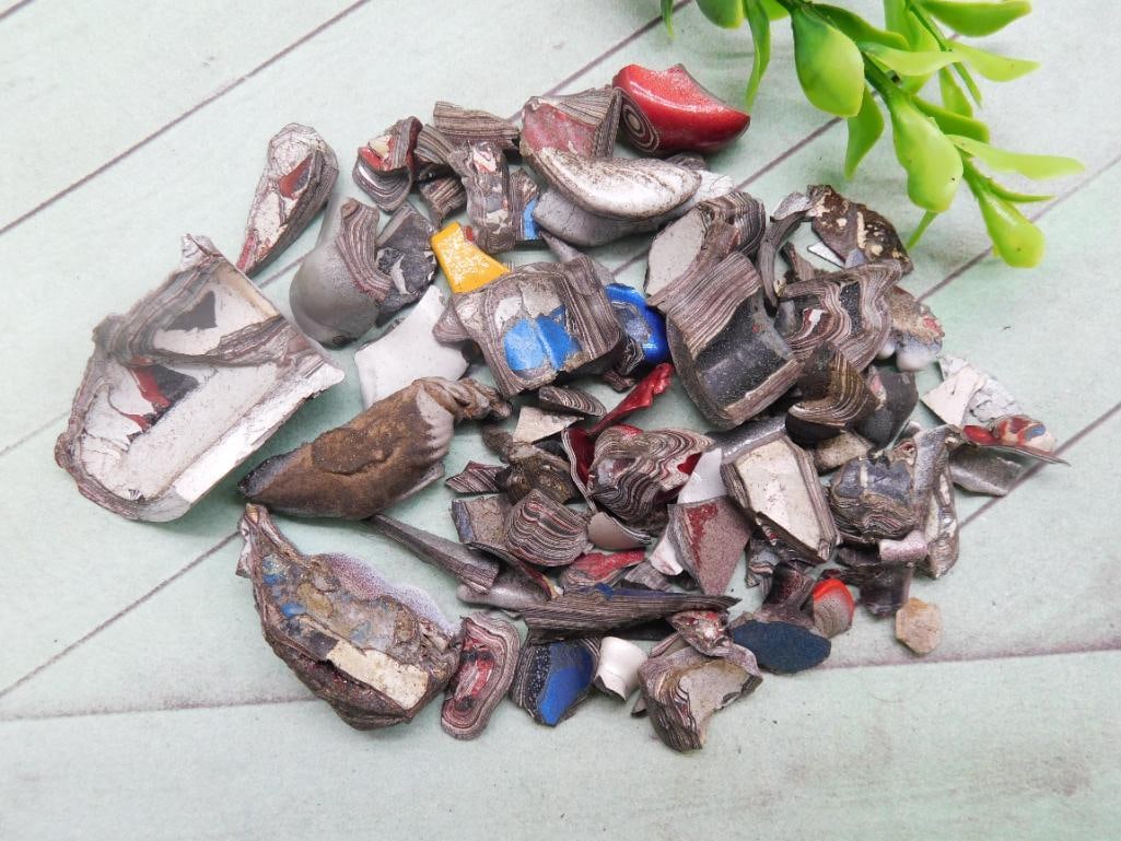 FORDITE MOTOR CITY AGATE ROCK STONE LAPIDARY SPECIMEN: FORDITE MOTOR CITY AGATE ROCK STONE LAPIDARY SPECIMEN — Part of our Discover Buried Treasure, Crystals and Gems auction at HATMAN'S Auctions! Please see photos for measurements and condition. YES, w