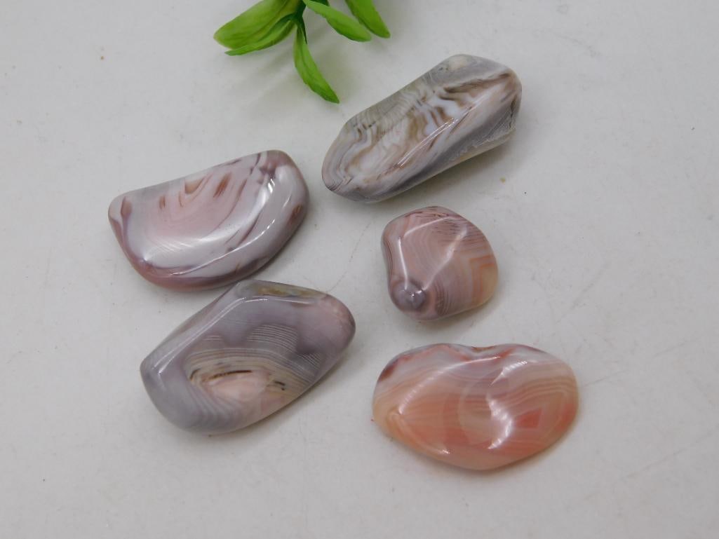 PEACH BOTSWANA AGATE ROCK STONE LAPIDARY SPECIMEN: WELCOME TO HATMAN AUCTIONS! SPECIAL NOTICE: Please see photos for measurements and descriptions. ***Yes, we have in house shipping with MANY REPEAT CUSTOMERS because of our streamlined service.