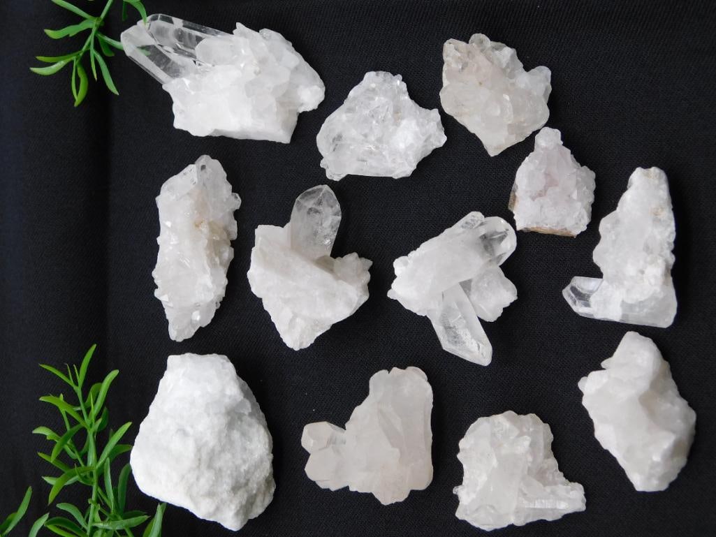 QUARTZ ROCK STONE LAPIDARY SPECIMEN: WELCOME TO HATMAN AUCTIONS! SPECIAL NOTICE: Please see photos for measurements and descriptions. ***Yes, we have in house shipping with MANY REPEAT CUSTOMERS because of our streamlined service. ****We