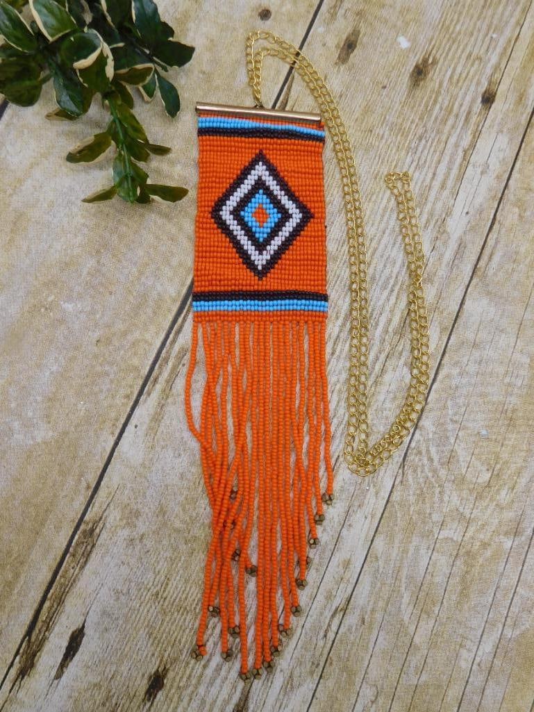 SEED BEAD NECKLACE ROCK STONE LAPIDARY SPECIMEN: WELCOME TO HATMAN AUCTIONS! SPECIAL NOTICE: Please see photos for measurements and descriptions. ***Yes, we have in house shipping with MANY REPEAT CUSTOMERS because of our streamlined service.