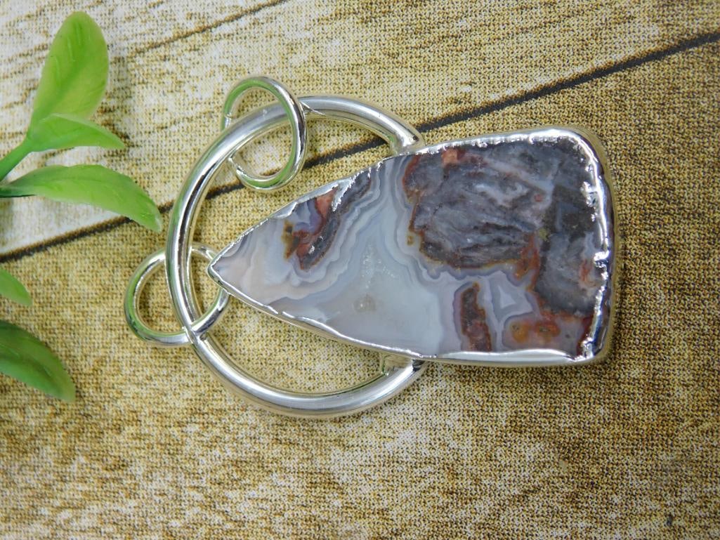 GENUINE STONE PENDANT ROCK STONE LAPIDARY SPECIMEN: WELCOME TO HATMAN AUCTIONS! SPECIAL NOTICE: Please see photos for measurements and descriptions. ***Yes, we have in house shipping with MANY REPEAT CUSTOMERS because of our streamlined service. ****We