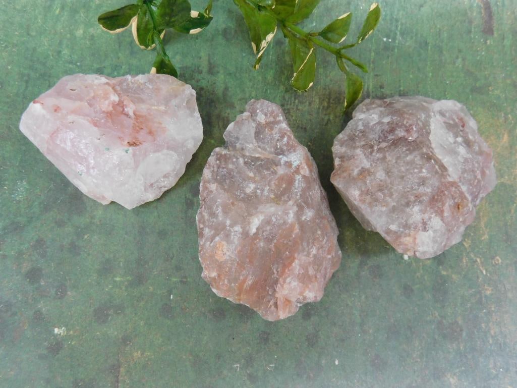 STRAWBERRY QUARTZ ROCK STONE LAPIDARY SPECIMEN: WELCOME TO HATMAN AUCTIONS! SPECIAL NOTICE: Please see photos for measurements and descriptions. ***Yes, we have in house shipping with MANY REPEAT CUSTOMERS because of our streamlined service. ****We