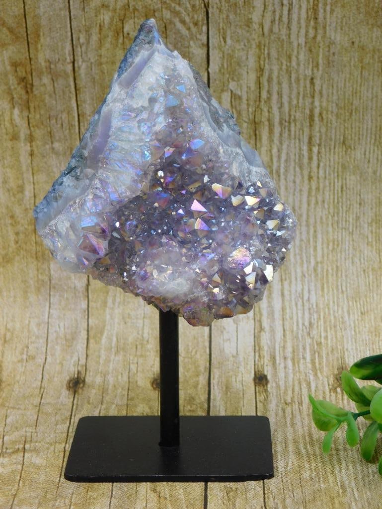 AURA AMETHYST ROCK STONE LAPIDARY SPECIMEN (1 of 3)