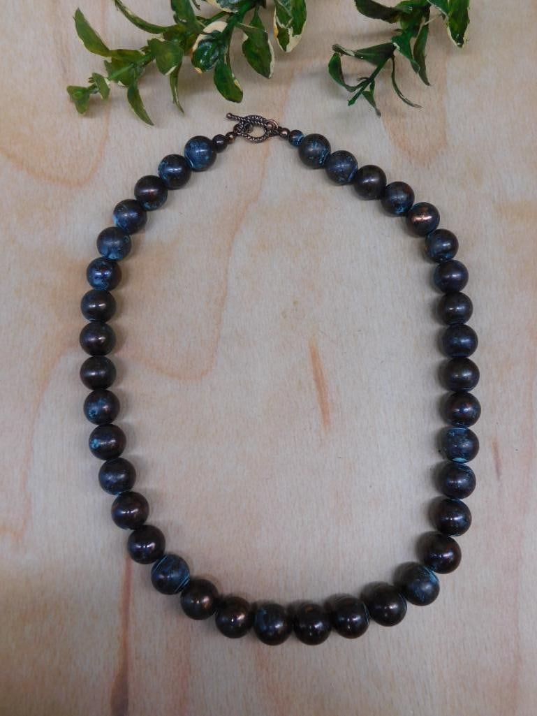 BEADED NECKLACE (1 of 2)