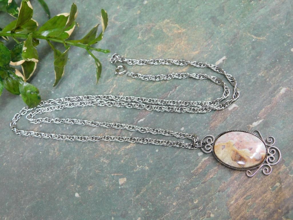 GENUINE STONE PENDANT ON CHAIN NECKLACE ROCK STONE LAPIDARY SPECIMEN: WELCOME TO HATMAN AUCTIONS! SPECIAL NOTICE: Please see photos for measurements and descriptions. ***Yes, we have in house shipping with MANY REPEAT CUSTOMERS because of our streamlined service.