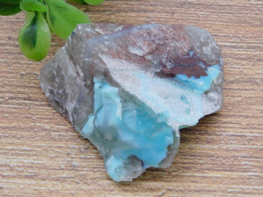 GEM SILICA ROCK STONE LAPIDARY SPECIMEN: GEM SILICA ROCK STONE LAPIDARY SPECIMEN - Part of our Discover Golden Attic, Crystals and Gems auction at HATMAN'S Auctions! Please see photos for measurements and condition. YES, we have in-house