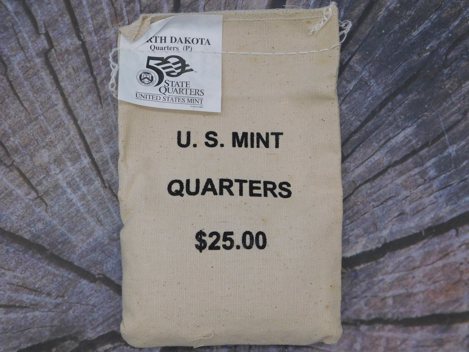 North Dakota State Quarters P Mint Mark Canvas Bag U.S. Mint Official Collectible: North Dakota State Quarters P Mint Mark Canvas Bag U.S. Mint Official Collectible. This authentic U.S. Mint canvas bag contains the official North Dakota State Quarter collection with P mint mark