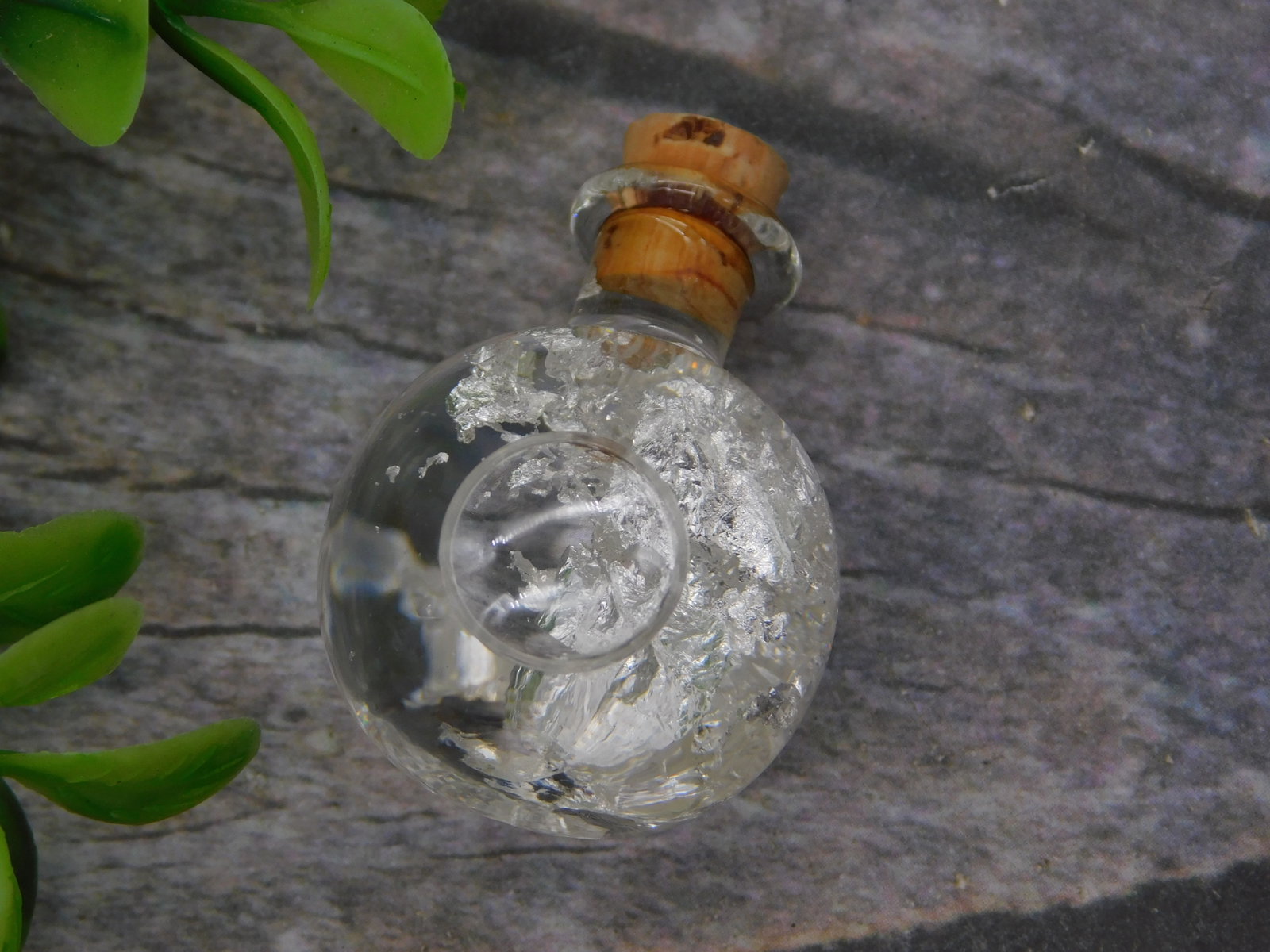 Vintage Antique Silvered Glass Perfume Bottle Decorative Collectible: Vintage Antique Silvered Glass Perfume Bottle Decorative Collectible - this charming period piece showcases exceptional craftsmanship with a hand-blown clear glass body enhanced by silvered leaf and m