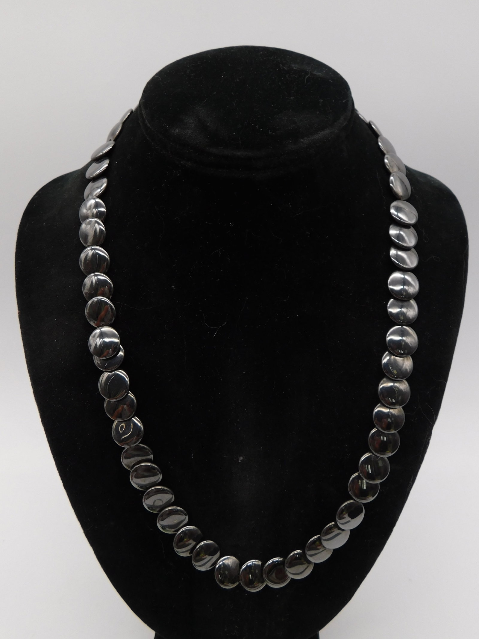 Black Onyx Hematite Beaded Bracelet Evil Eye Silver Tone Connector Protection Jewelry: Black Onyx Hematite Beaded Bracelet Evil Eye Silver Tone Connector Protection Jewelry. This striking beaded bracelet features a strand of beautifully polished black semi-precious stone beads-likely on