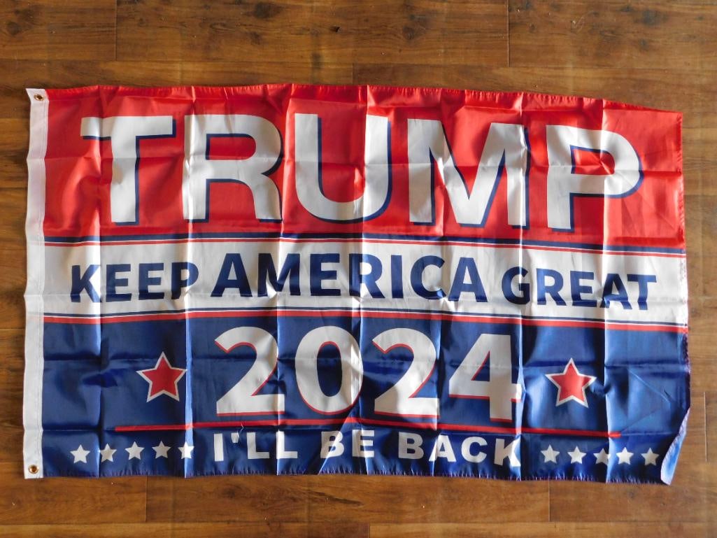 2024 ILL BE BACK KEEP AMERICA GREAT DONALD TRUMP FLAG: 2024 ILL BE BACK KEEP AMERICA GREAT DONALD TRUMP FLAG - Authentic estate find offered in our online auction. Perfect for collectors, resellers, and enthusiasts of vintage, antiques, minerals, rocks,