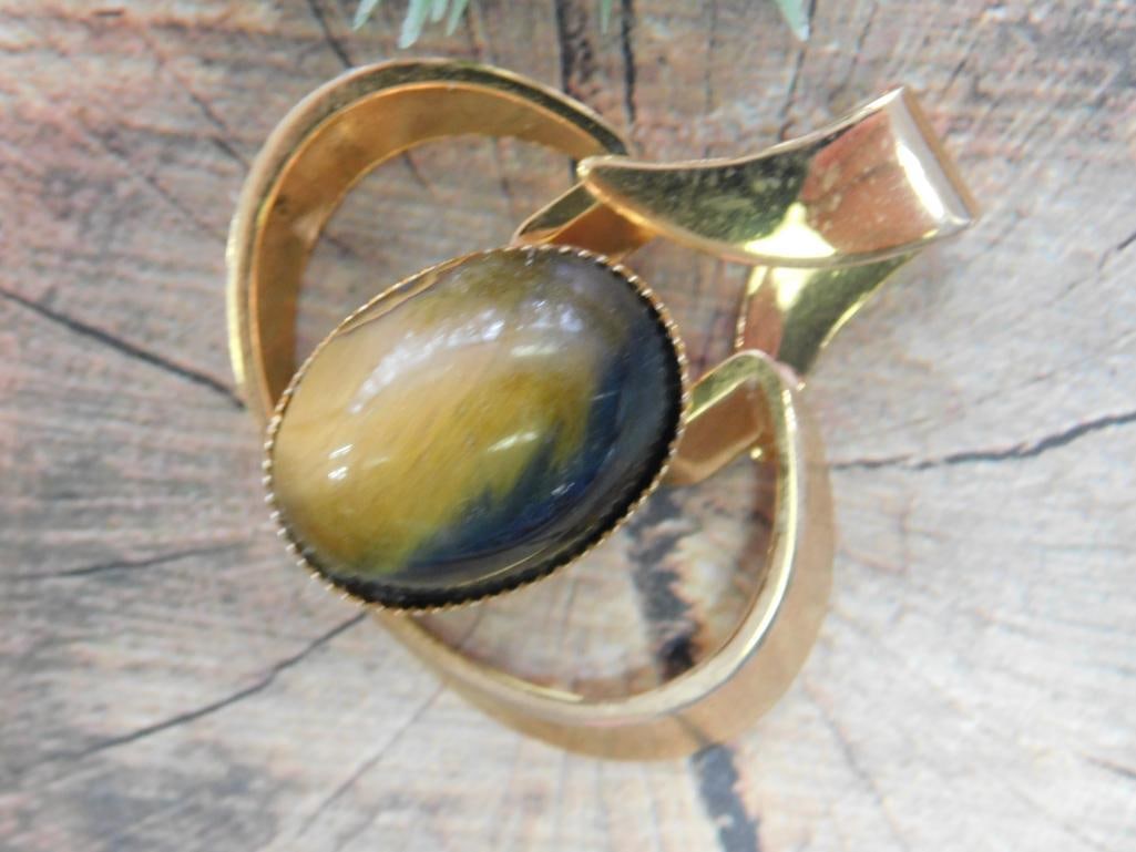 TIGERS EYE PENDANT ROCK STONE LAPIDARY SPECIMEN: TIGERS EYE PENDANT ROCK STONE LAPIDARY SPECIMEN