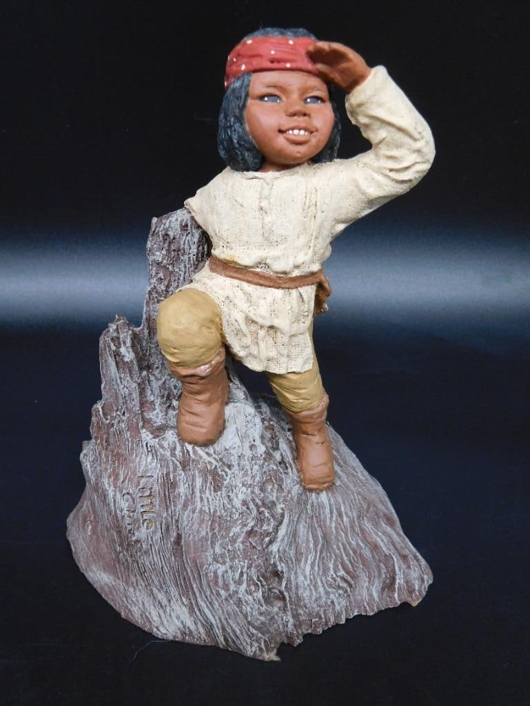 LITTLE CHIEF ALL GODS CHILDREN FIGURINE BY MARTHA HOLCOMBE: LITTLE CHIEF ALL GODS CHILDREN FIGURINE BY MARTHA HOLCOMBE