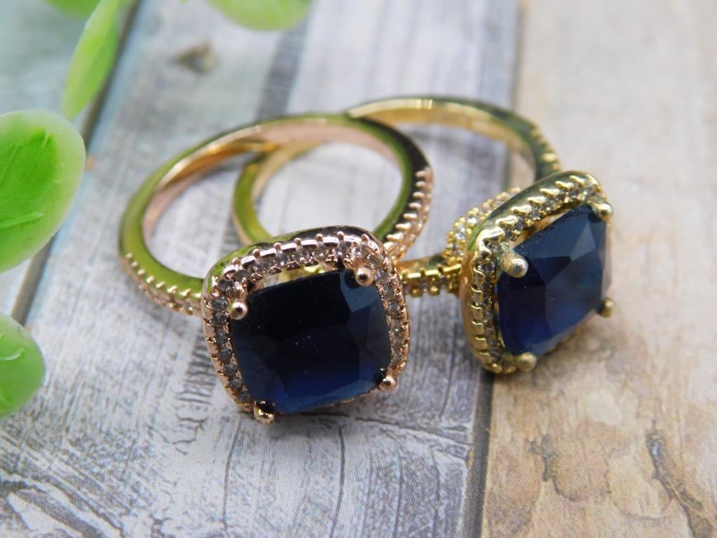 Pair of Gold-Tone Rings With Blue Stones Size 8.5: Pair of Gold-Tone Rings With Blue Stones Size 8.6