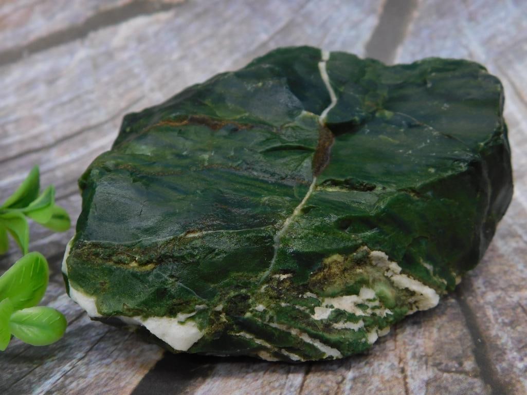 Green Rough Stone With White Veins 429 Grams: Green Rough Stone With White Veins 429 Grams