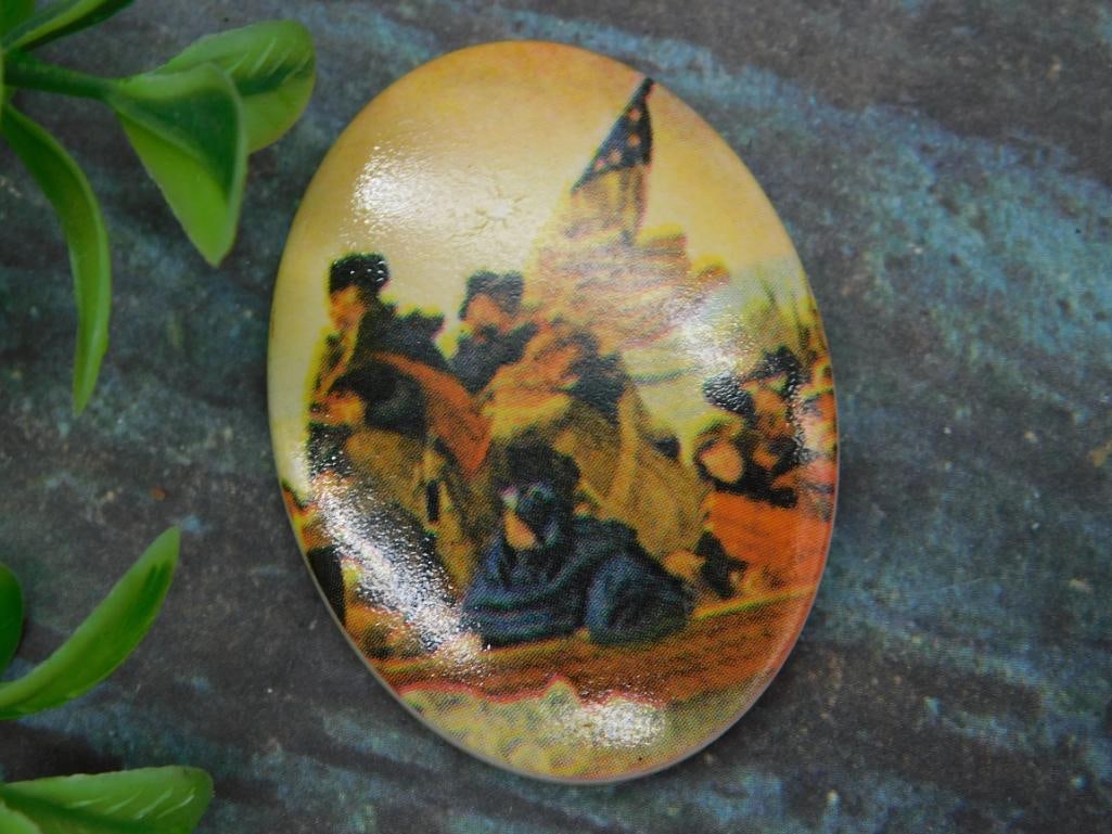 Oval Brooch with Historical Painting Design: Oval Brooch with Historical Painting Design