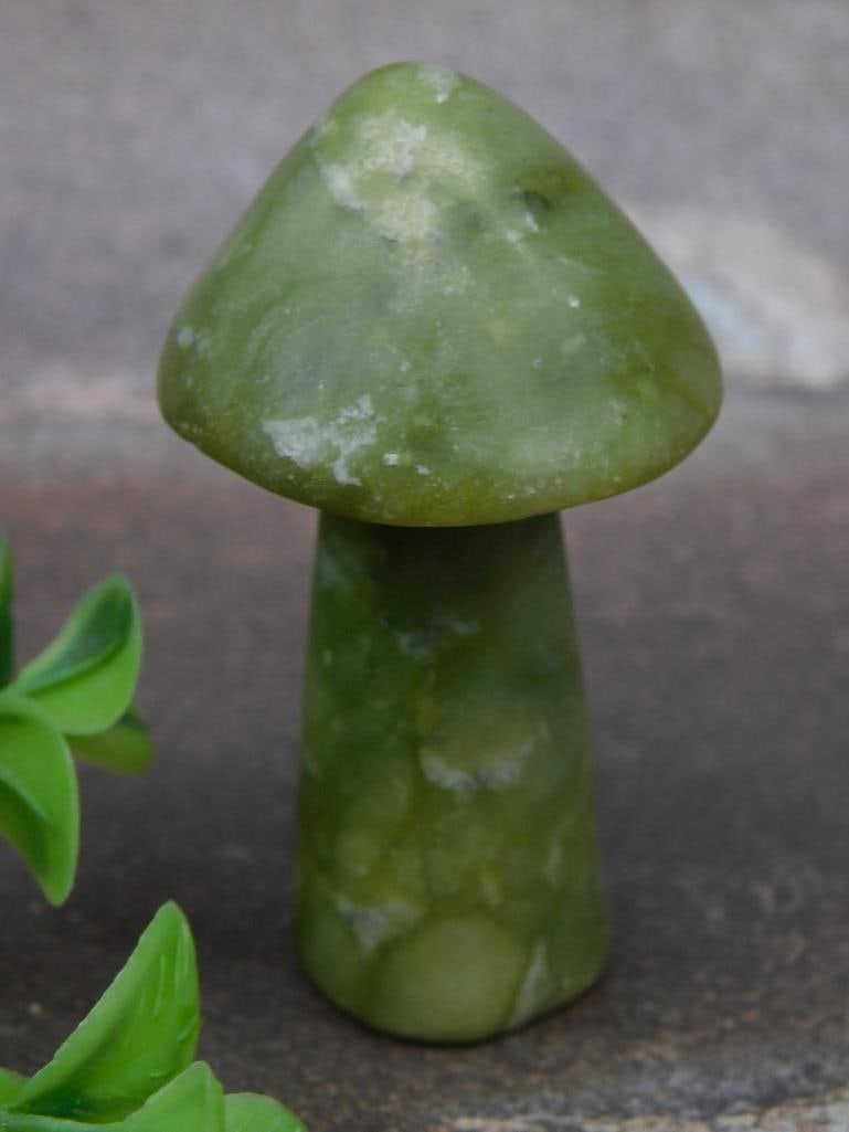 Green Stone Mushroom Figurine 53 Grams: Green Stone Mushroom Figurine 53 Grams
