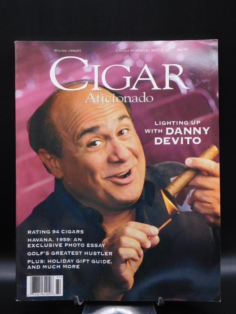 1996 CIGAR AFICIONADO WITH DANNY DEVITO COVER: 1996 CIGAR AFICIONADO WITH DANNY DEVITO COVER — Part of our Discover Antique Alley, Crystals and Gems auction at HATMAN'S Auctions! Please see photos for measurements and condition. YES, we have