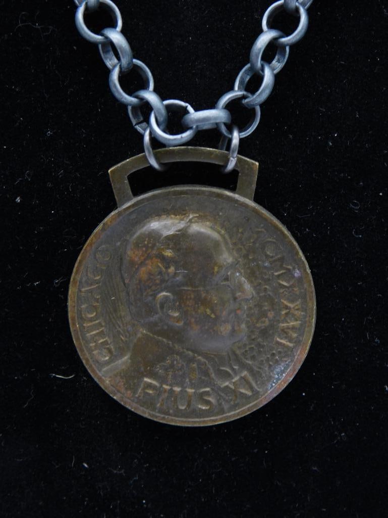 CHICAGO INTERNATIONAL EUCHARISTIC CONGRESS WATCH FOB ON CHAIN NECKLACE: CHICAGO INTERNATIONAL EUCHARISTIC CONGRESS WATCH FOB ON CHAIN NECKLACE — Part of our Discover Antique Alley, Crystals and Gems auction at HATMAN'S Auctions! Please see photos for measurements and