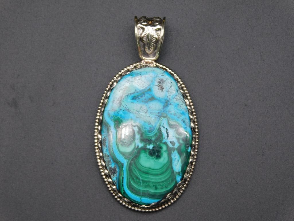 CHRYSOCOLLA MALACHITE PENDANT ROCK STONE LAPIDARY SPECIMEN: WELCOME TO HATMAN AUCTIONS! SPECIAL NOTICE: Please see photos for measurements and descriptions. ***Yes, we have in house shipping with MANY REPEAT CUSTOMERS because of our streamlined service.