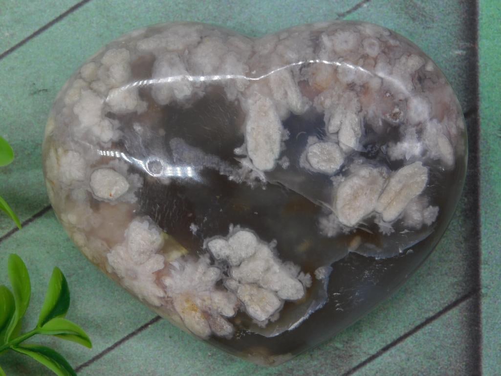 FLOWER PETAL AGATE ROCK STONE LAPIDARY SPECIMEN: WELCOME TO HATMAN AUCTIONS! SPECIAL NOTICE: Please see photos for measurements and descriptions. ***Yes, we have in house shipping with MANY REPEAT CUSTOMERS because of our streamlined service.