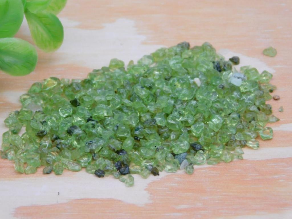 PERIDOT ROUGH GEMS ROCK STONE LAPIDARY SPECIMEN (1 of 3)