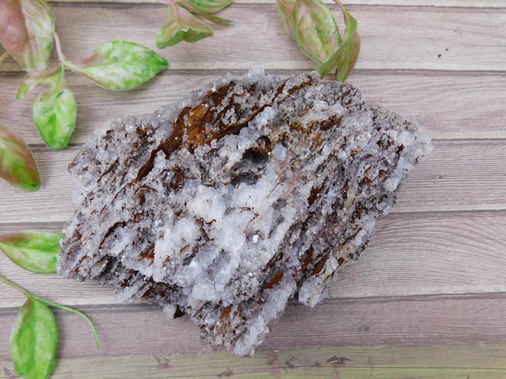 Mineral Rock Specimen With Crystalline Features: Mineral Rock Specimen With Crystalline Features