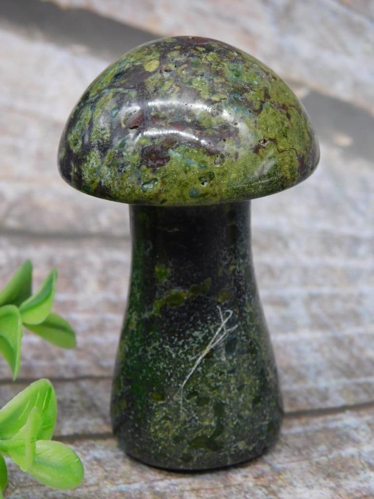 Green Polished Stone Mushroom Sculpture: Green Polished Stone Mushroom Sculpture