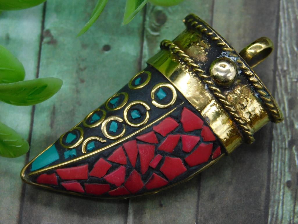 Mosaic Pattern Brass and Stone Pendant: Mosaic Pattern Brass and Stone Pendant