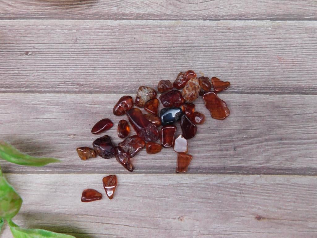 12 Grams of Orange Garnet Gemstones: 13 Grams of Orange Garnet Gemstones