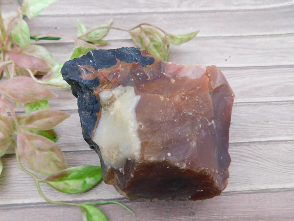 Rough Agate Rock Specimen with Multicolored Layers: Rough Agate Rock Specimen with Multicolored Layers