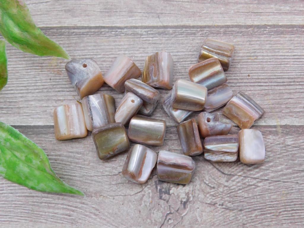 Lot of Polished Brown Agate Beads for Crafting: Lot of Polished Brown Agate Beads for Crafting