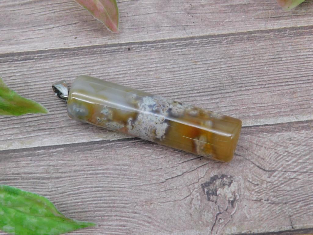 Polished Agate Pendant with Metal Bail: Polished Agate Pendant with Metal Bail