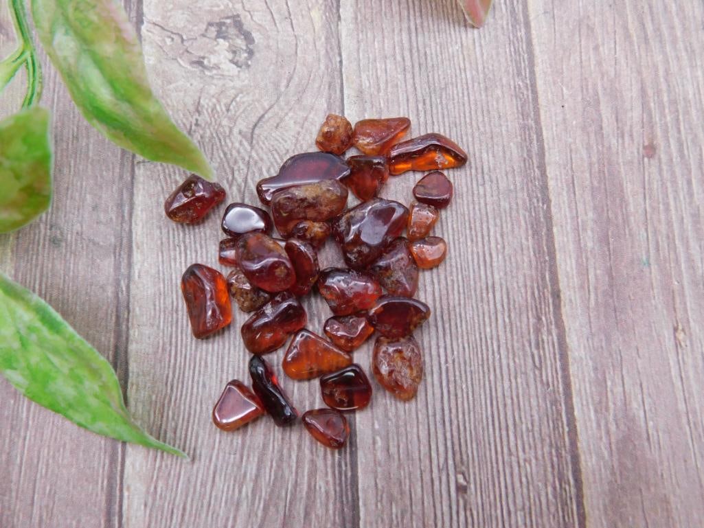 12 Grams of Orange Garnet Gemstones: 13 Grams of Orange Garnet Gemstones