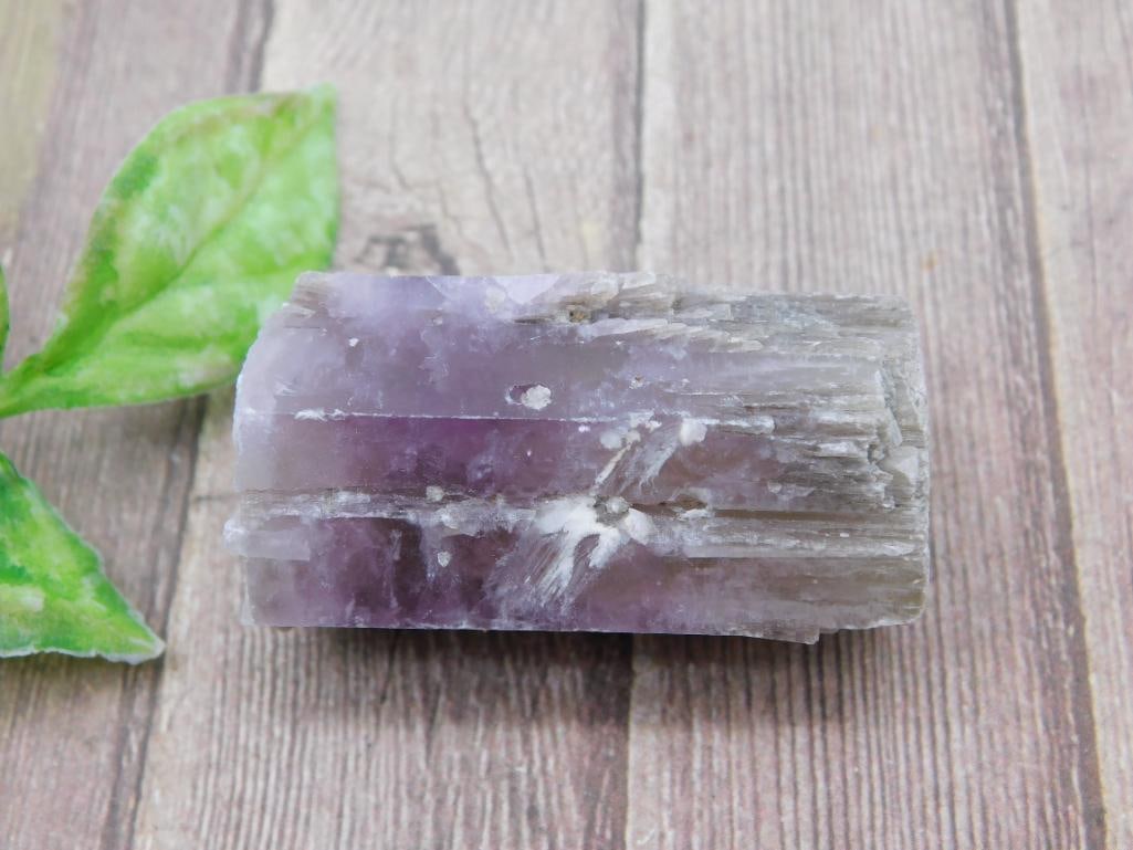 PURPLE ARAGONITE ROCK STONE LAPIDARY SPECIMEN: PURPLE ARAGONITE ROCK STONE LAPIDARY SPECIMEN