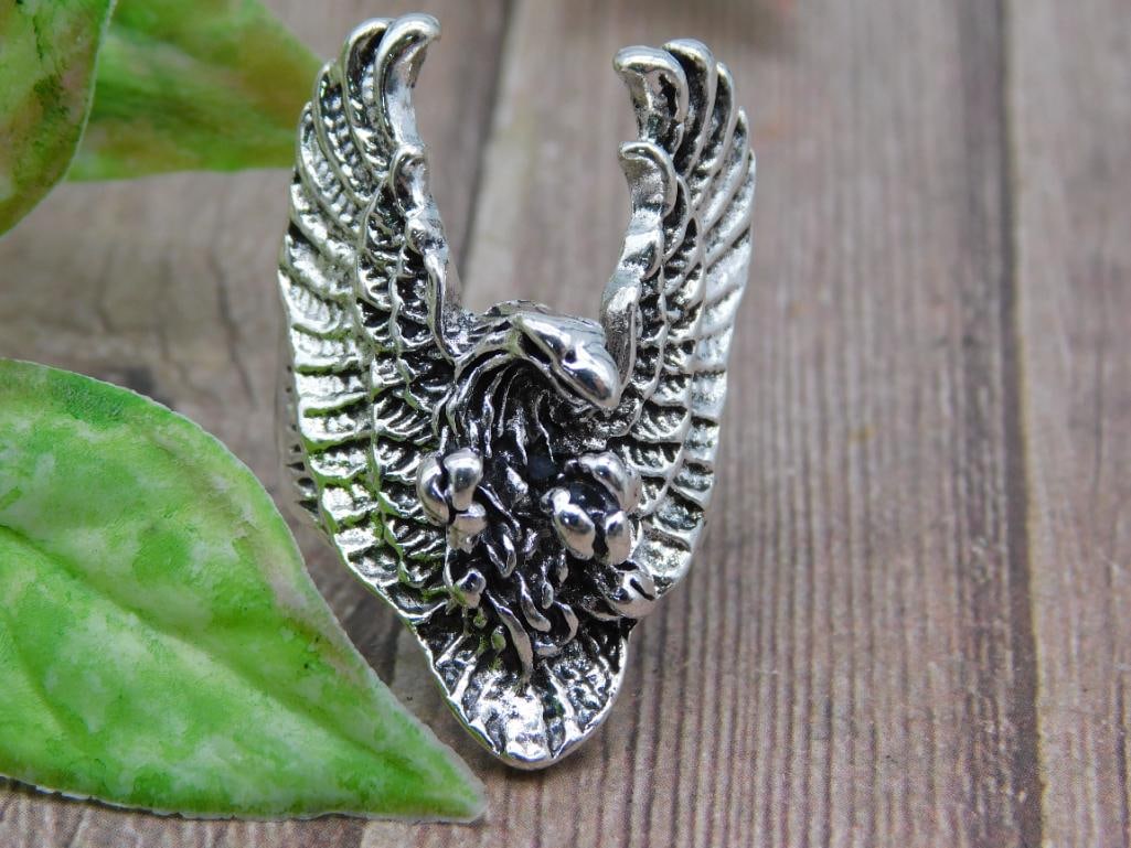 Silver-Tone Eagle Design Ring Size 9: Silver-Tone Eagle Design Ring Size 10