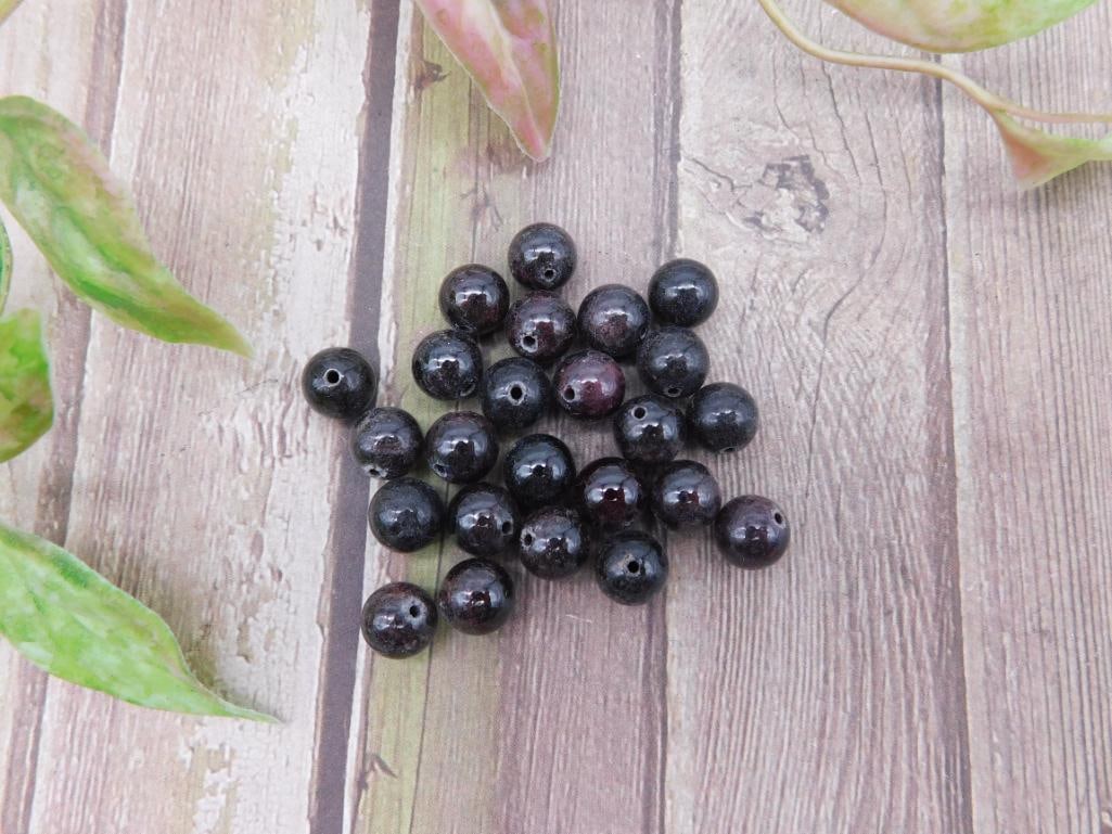 Set of Small Round Garnet Beads for Jewelry Making: Set of Small Round Garnet Beads for Jewelry Making