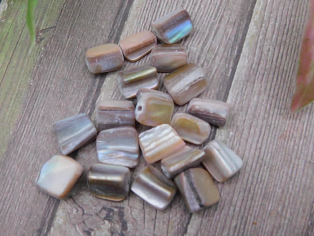 Lot of Polished Rectangular Agate Beads for Jewelry: Lot of Polished Rectangular Agate Beads for Jewelry