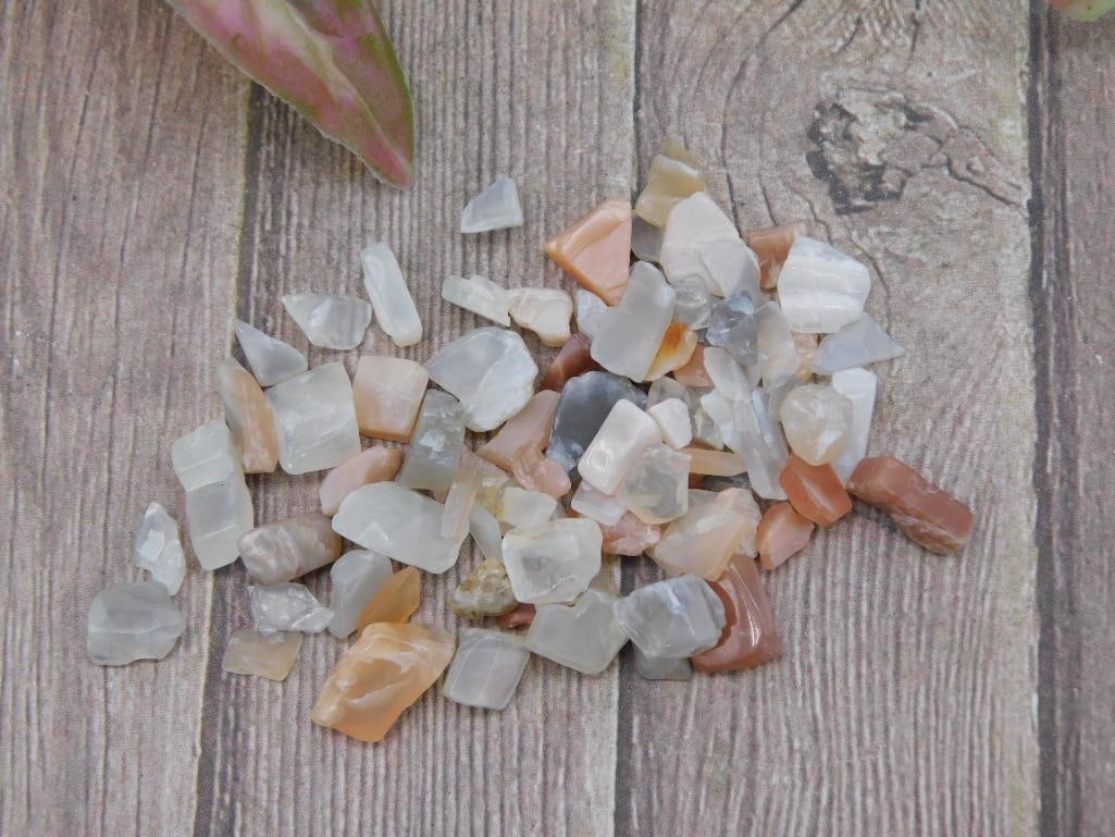 Raw Rainbow Moonstone Gemstones: Raw Rainbow Moonstone Gemstones