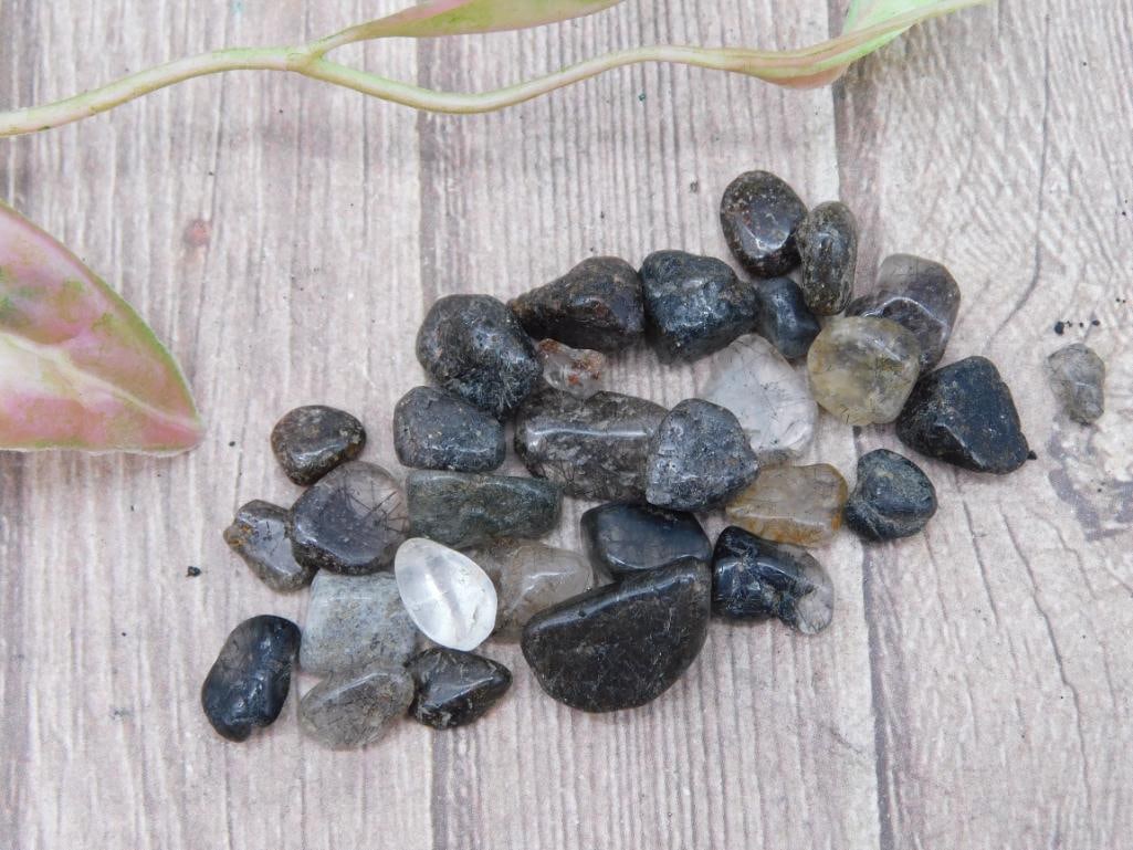 Black Quartz 12 Grams Loose Gemstones Selection: Black Quartz 12 Grams Loose Gemstones Selection