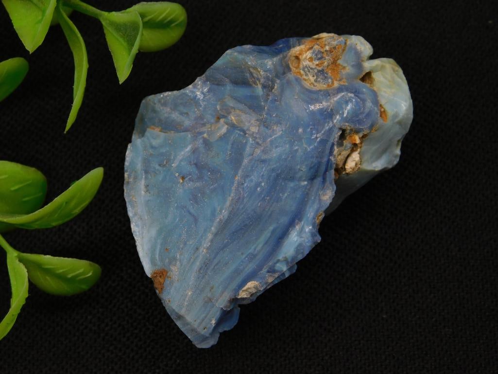 Rough Blue Agate Rock Specimen 33 Grams: Rough Blue Agate Rock Specimen 33 Grams