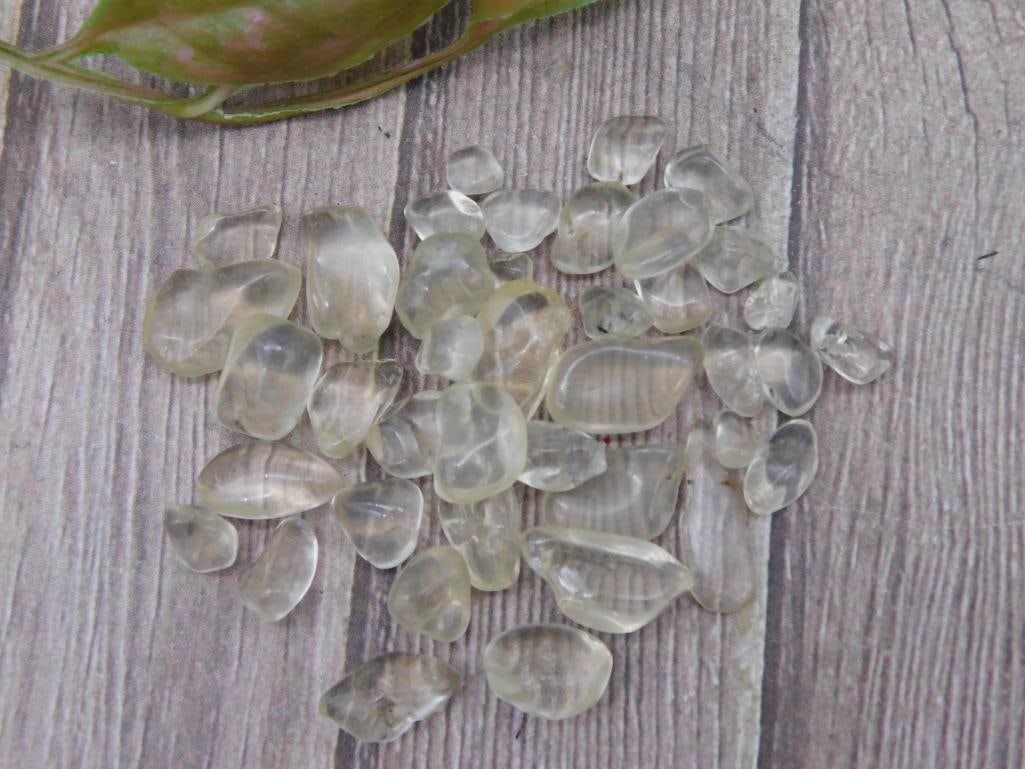 12 Grams of Lemon Quartz Loose Gemstones: 13 Grams of Lemon Quartz Loose Gemstones