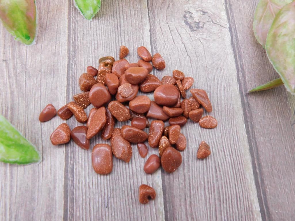 Gold Sandstone 12 Grams Assorted Gemstones: Gold Sandstone 12 Grams Assorted Gemstones