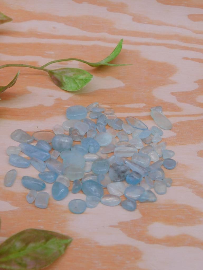 AQUAMARINE GEMSTONES Rock Stone Lapidary Specimen: AQUAMARINE GEMSTONES Rock Stone Lapidary Specimen